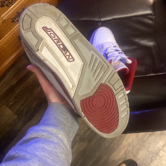 practically brand new retro 3 cardinals have the OG box - Picture 5 of 6